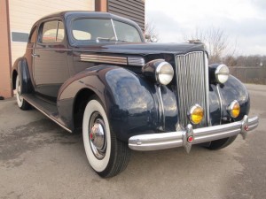 1939-Packard-8-120-Club-Coupe - 03