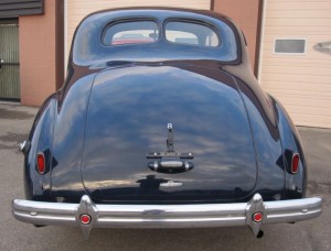 1939-Packard-8-120-Club-Coupe - 08