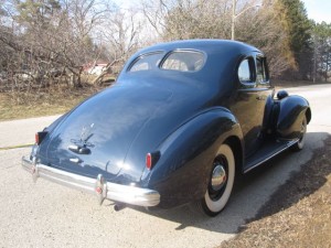 1939-Packard-8-120-Club-Coupe - 13