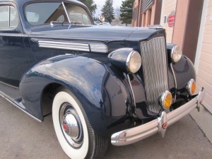 1939-Packard-8-120-Club-Coupe - 39